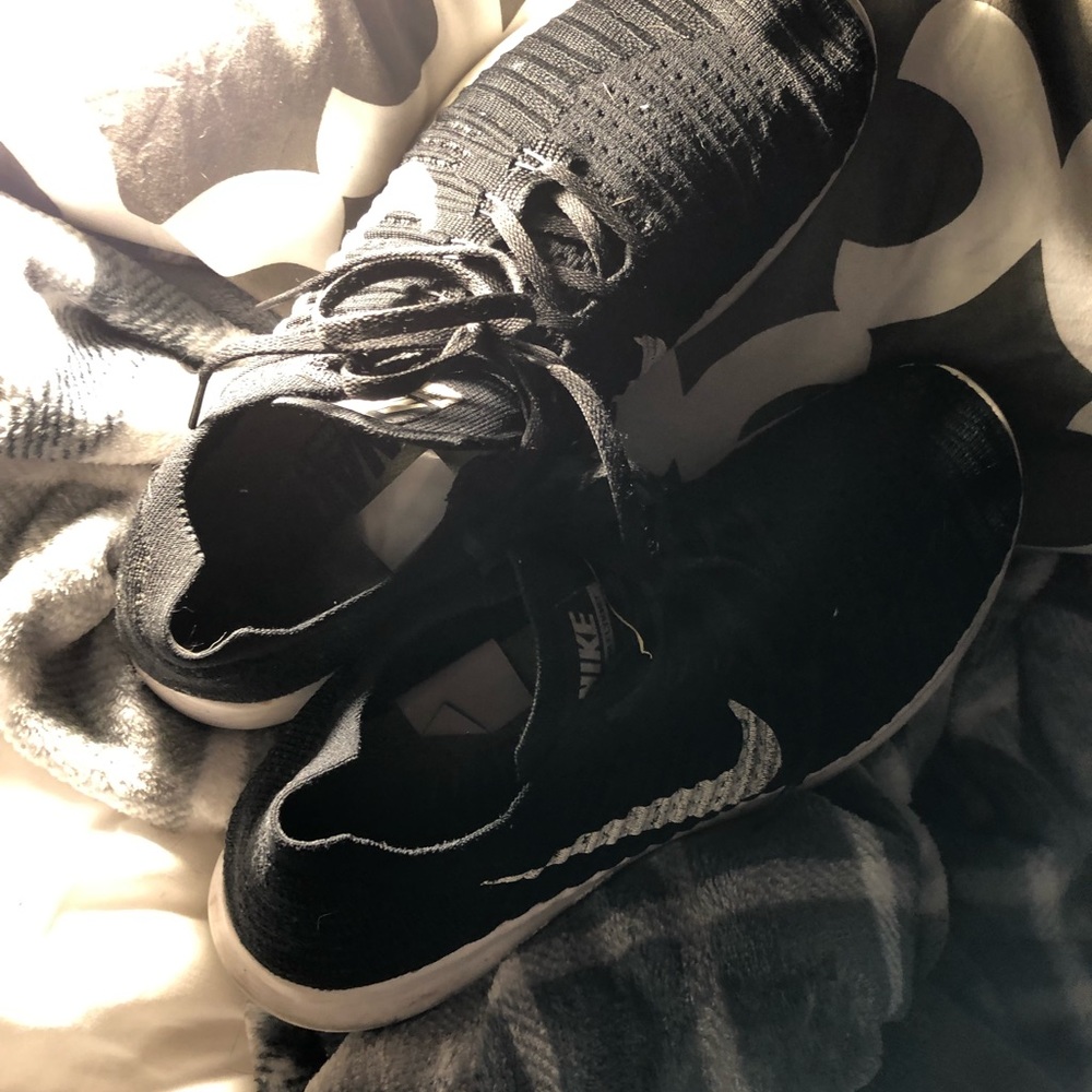 🎁Nike free run sz 11 amazing runners